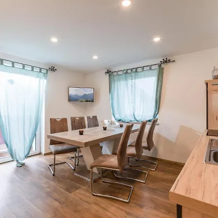 Vakantiehuis In Near Hochzillertal Area *